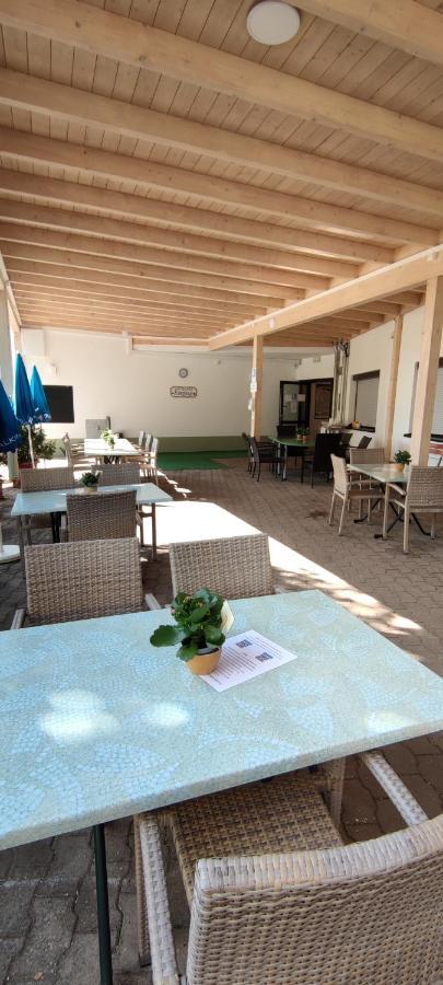 Gasthaus Pension Rezatgrund Windsbach エクステリア 写真